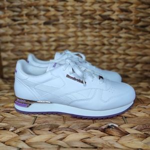 Vintage reebok sneakers
